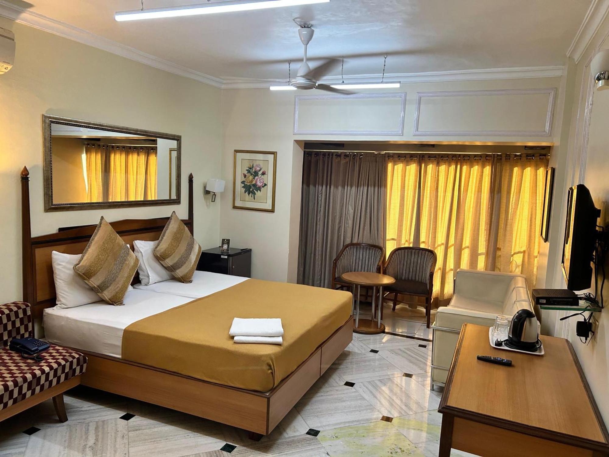 Royal Park Hotel Dockyard — Photos 1